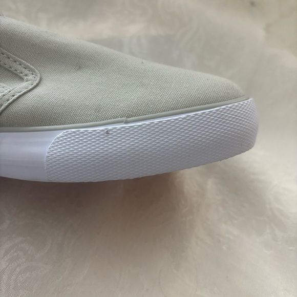 ❤️2/$15 or 3/$21♥️ NWOT A New Day Sage Green Slip-on Sneakers, Size 6 - Picture 5 of 11